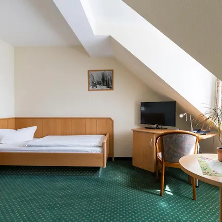 Am Schloss Отель 3*