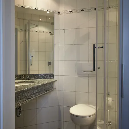 Am Schloss Hotel 3*