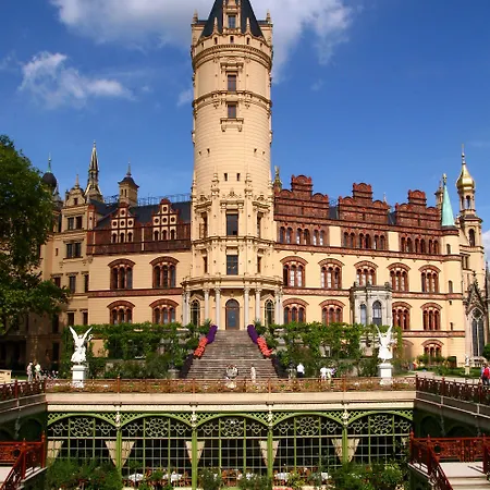 Hotell Am Schloss 3*